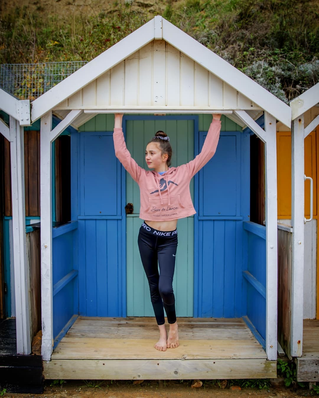 Pull Over Cropped Hoodie